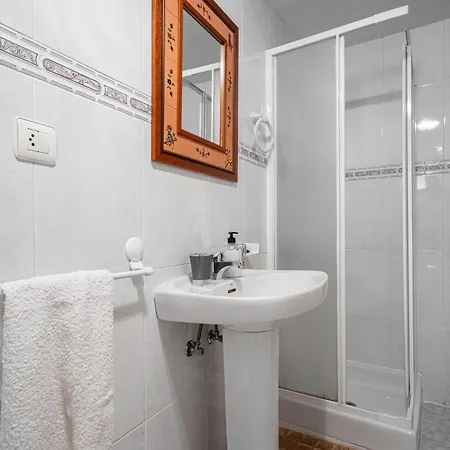 Lorences D منزل ريفي